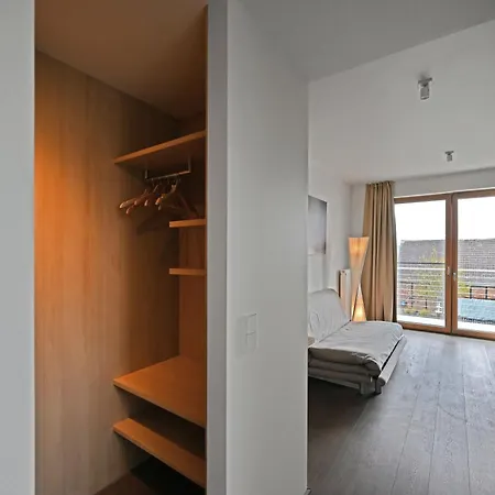 Modernes & Gepflegtes Hotelzimmer Mit Kueche! Bernstadt  Exterior photo