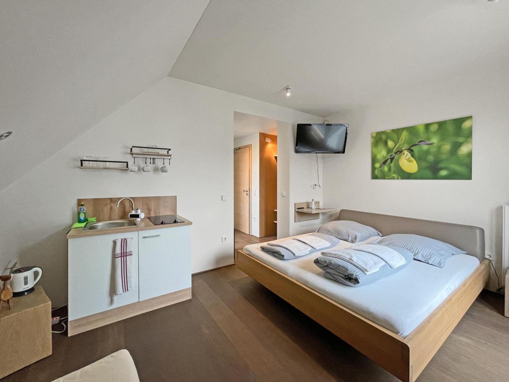 Modernes & Gepflegtes Mit Kueche! Apartment Bernstadt (Alb-Donau)