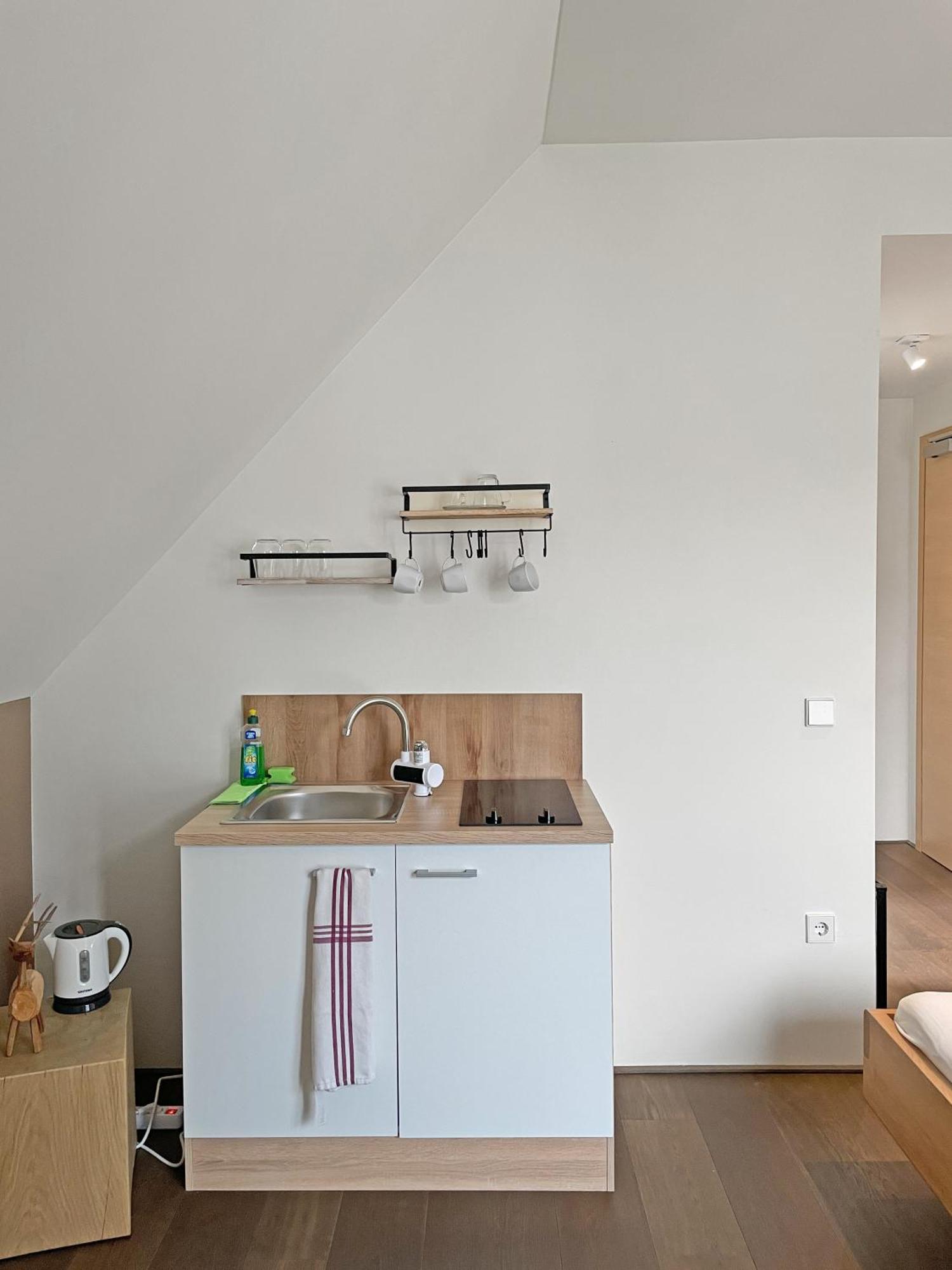 Apartment Modernes & Gepflegtes Mit Kueche! *