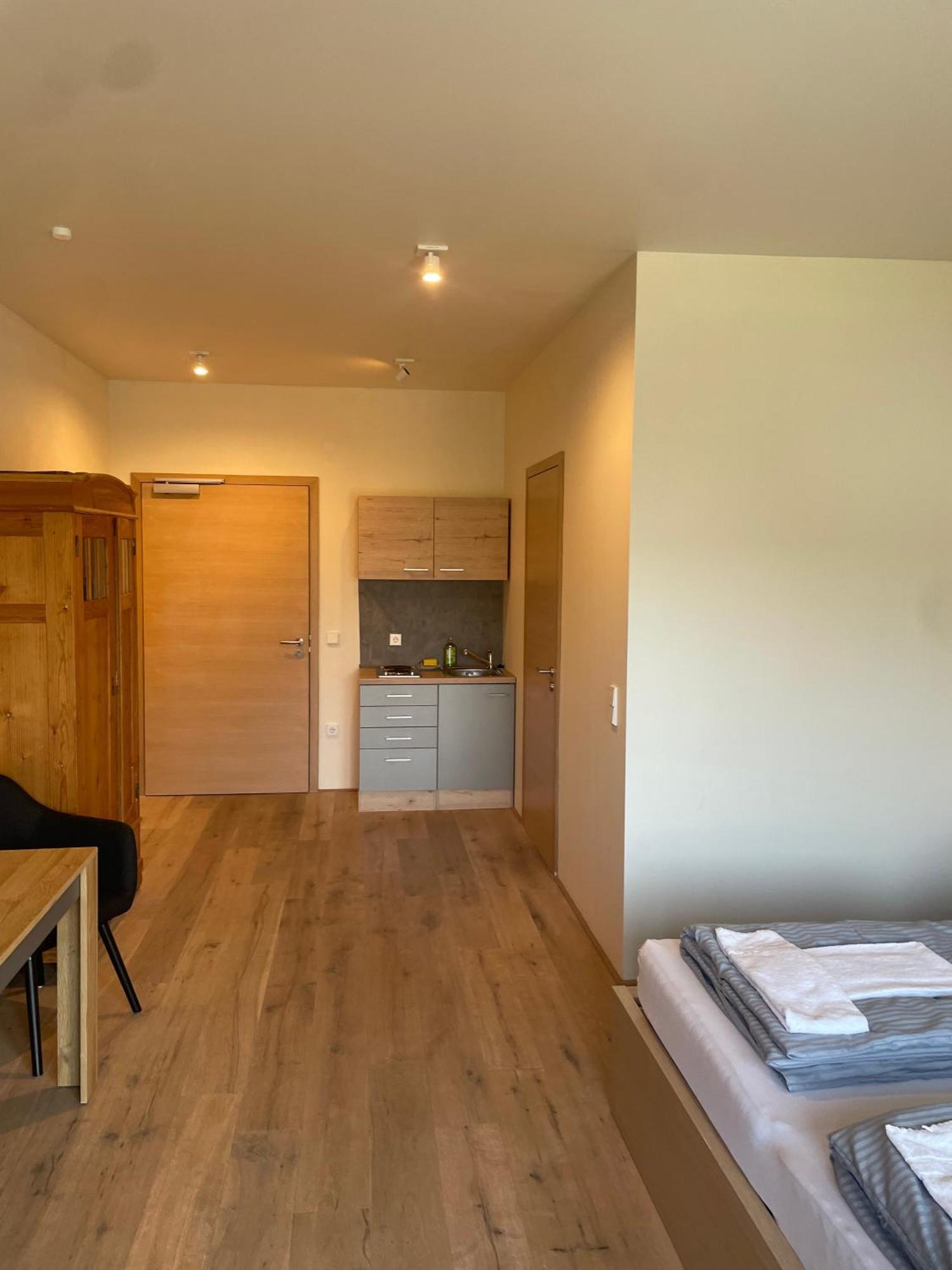 Apartment Modernes & Gepflegtes Mit Kueche! *